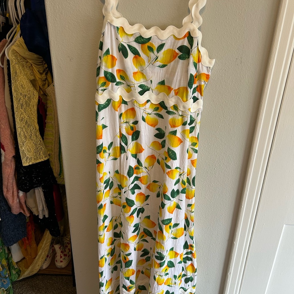 Amazon White and Yellow Lemon Print Maxi Dress